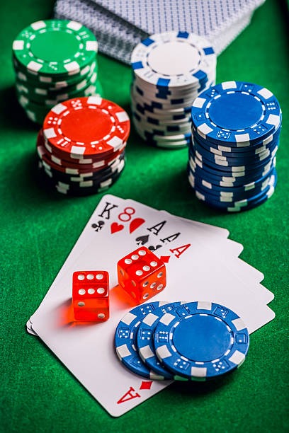misterwin77 mobile app interface showing live casino and sportsbook options